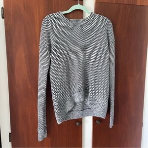 RARE lululemon sweater with texture / high low detail